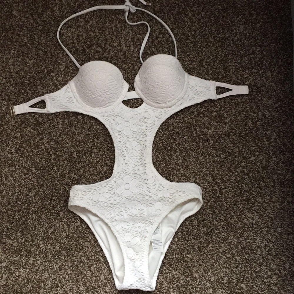 White floral push up bra bathing suit